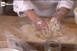 Mordie e fuggi, la rubrica di Rainews dedicata al cibo‬